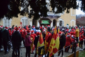 2024.12.07 Inaugurazione presepe e casetta Babbo Natale (10)